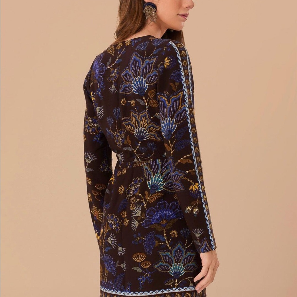FARM Rio Blue and Brown Floral Robe - Picture 3 of 5
